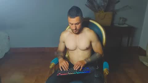 Snapshot of tomdavisxl chatting on 04-06-26, 01:14 tomDavisXl online show from 04-06-26, 01:14