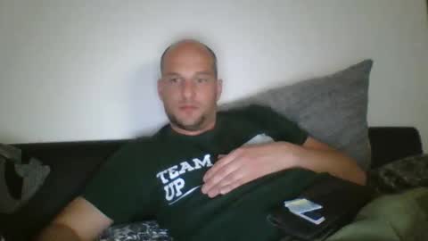 tome55555 online show from 05-13-26, 08:49