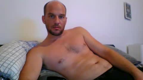 tome55555 online show from 07-08-26, 09:52