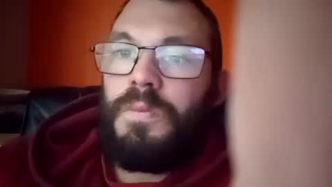 Snapshot of tomlaw1991 chatting on 10-15-25, 03:45 tomlaw1991 online show from 10-15-25, 03:45