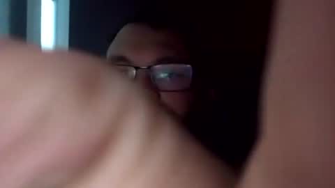 Snapshot of tomlaw1991 chatting on 10-23-25, 04:39 tomlaw1991 online show from 10-23-25, 04:39