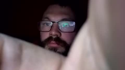 Snapshot of tomlaw1991 chatting on 10-27-25, 05:06 tomlaw1991 online show from 10-27-25, 05:06