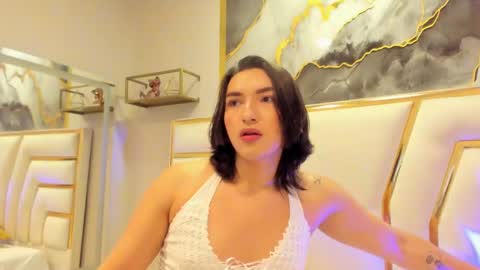 Snapshot of tomlondon_ chatting on 03-04-25, 11:40 online show from 03-04-25, 11:40