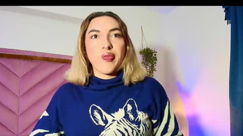 Snapshot of tomlondon_ chatting on 09-30-25, 12:10 online show from 09-30-25, 12:10