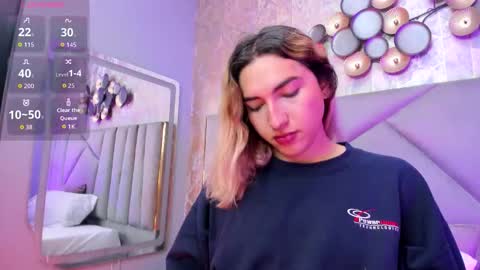 Snapshot of tomlondon_ chatting on 01-07-26, 01:46 online show from 01-07-26, 01:46