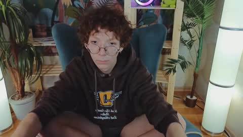 Tommie online show from 03-12-25, 08:41