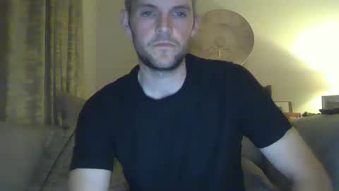 Snapshot of tommietommie123 chatting on 04-10-26, 11:31 tommietommie123 online show from 04-10-26, 11:31