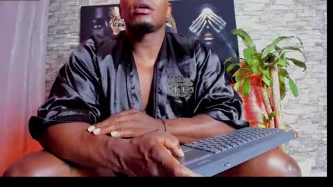 Tom Mike online show from 01-20-25, 12:39