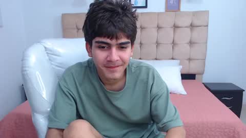 Snapshot of tommy18__ chatting on 02-07-25, 07:07 Tommy online show from 02-07-25, 07:07