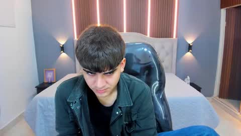 Snapshot of tommy18__ chatting on 10-05-25, 03:38 Tommy online show from 10-05-25, 03:38