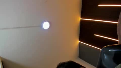 Snapshot of tommy18__ chatting on 01-13-26, 03:23 Tommy online show from 01-13-26, 03:23