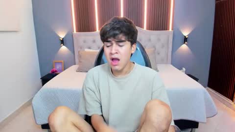 Snapshot of tommy18__ chatting on 02-03-26, 03:26 Tommy online show from 02-03-26, 03:26