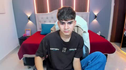 Snapshot of tommy18__ chatting on 02-13-26, 03:46 Tommy online show from 02-13-26, 03:46