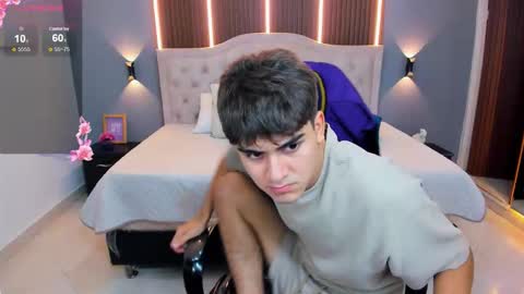 Snapshot of tommy18__ chatting on 02-20-26, 06:26 Tommy online show from 02-20-26, 06:26