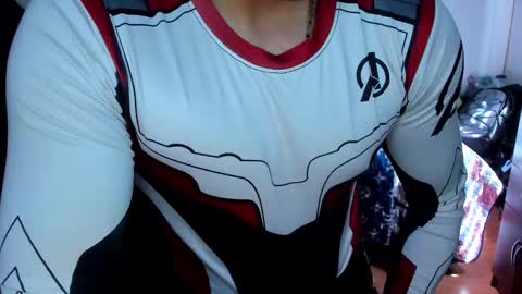 Twitter BreddTommy IG tommy bredd online show from 10-11-25, 06:39