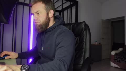 Snapshot of tommy_burnzzz chatting on 03-04-25, 02:38 tommy burnzzz online show from 03-04-25, 02:38