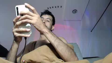 Snapshot of tommy_c0rtez chatting on 02-19-25, 11:25 Thomas online show from 02-19-25, 11:25