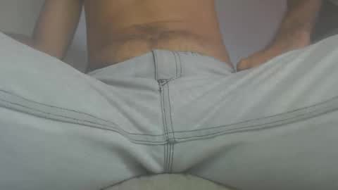 Snapshot of tommy_c0rtez chatting on 09-29-25, 02:33 Thomas online show from 09-29-25, 02:33