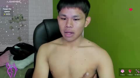 Tommy online show from 11-25-25, 04:40