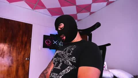 tommy_sccott online show from 12-20-24, 04:42