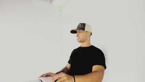 tommy_sccott online show from 09-24-25, 11:08