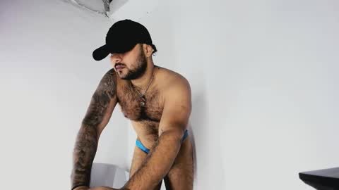 tommy_sccott online show from 10-25-25, 01:35