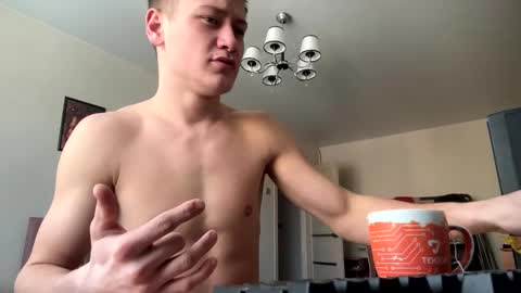 Snapshot of tommy_shak chatting on 02-17-25, 07:37 Tommy Shak online show from 02-17-25, 07:37