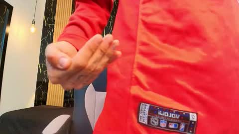 Snapshot of tommy_will chatting on 01-17-26, 03:44 tommy_will online show from 01-17-26, 03:44