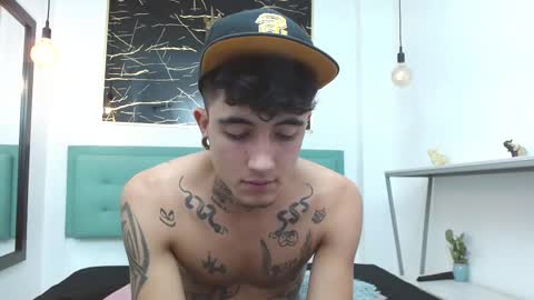 Snapshot of tommy_will chatting on 03-10-26, 04:06 tommy_will online show from 03-10-26, 04:06