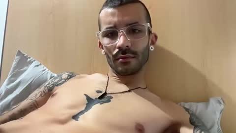 TOMMYDESIREX online show from 04-28-26, 10:48