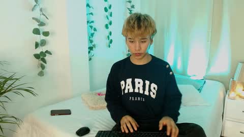 Tommy Foxboy online show from 01-09-25, 12:41