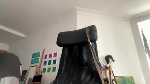 Snapshot of tommyg6420 chatting on 10-09-25, 10:02 First Show ever 3 online show from 10-09-25, 10:02