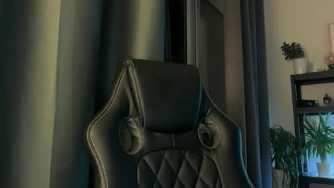 Thomas Fit online show from 12-03-25, 10:19