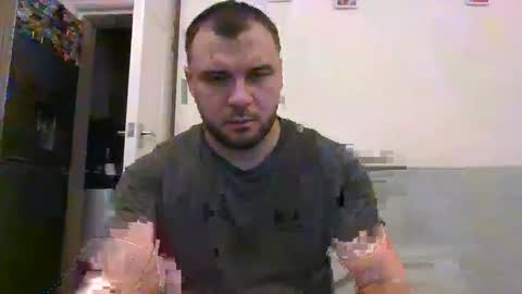 Snapshot of tommyy19901 chatting on 02-22-25, 06:52 tommyy19901 online show from 02-22-25, 06:52