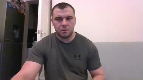 Snapshot of tommyy19901 chatting on 03-10-25, 10:02 tommyy19901 online show from 03-10-25, 10:02