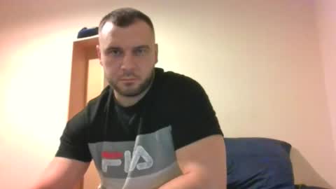 Snapshot of tommyy19901 chatting on 10-09-25, 06:28 tommyy19901 online show from 10-09-25, 06:28