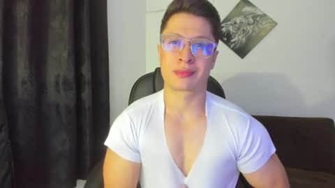 Snapshot of tomson_cruzz chatting on 12-21-24, 05:03 Tomson Cruz... Instagram is.. matthew 10441 online show from 12-21-24, 05:03