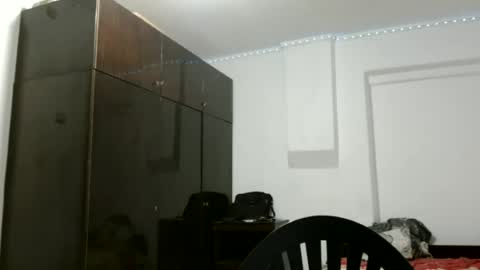 Snapshot of tomylind chatting on 06-22-26, 07:22 Onlyfans - Tomylind keep you in touch there online show from 06-22-26, 07:22