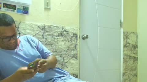 Antonio online show from 04-27-26, 12:25