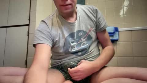 Snapshot of tonisun chatting on 01-07-26, 07:55 tonisun online show from 01-07-26, 07:55