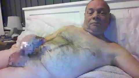 Snapshot of tony14712 chatting on 12-28-24, 06:08 tony14712 online show from 12-28-24, 06:08