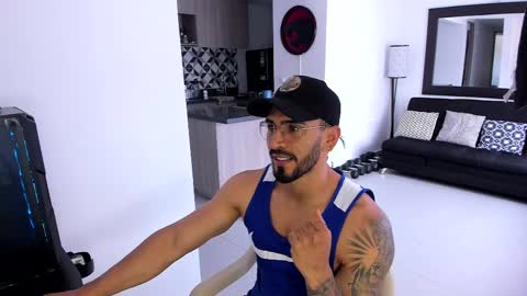 tony muscle1 online show from 03-02-25, 05:14