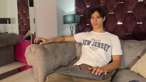 Snapshot of tonybenedetti chatting on 01-18-26, 08:01 Tony Benedetti online show from 01-18-26, 08:01