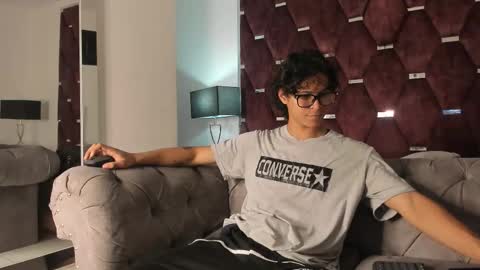 Snapshot of tonybenedetti chatting on 02-01-26, 08:07 Tony Benedetti online show from 02-01-26, 08:07