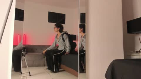 Snapshot of tonybenedetti chatting on 02-03-26, 02:53 Tony Benedetti online show from 02-03-26, 02:53