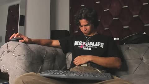 Snapshot of tonybenedetti chatting on 02-13-26, 08:16 Tony Benedetti online show from 02-13-26, 08:16