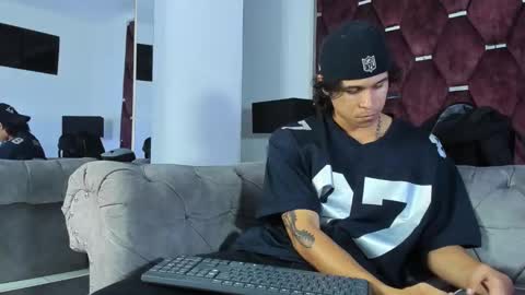 Snapshot of tonybenedetti chatting on 03-06-26, 08:38 Tony Benedetti online show from 03-06-26, 08:38