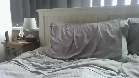 Snapshot of tonygib1962 chatting on 05-07-26, 01:27 tonygib1962 online show from 05-07-26, 01:27