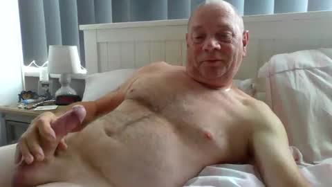 tonygib1962 online show from 08-02-26, 09:19
