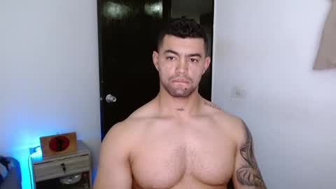 Snapshot of tonyking21 chatting on 01-04-25, 08:05 ANTONY online show from 01-04-25, 08:05